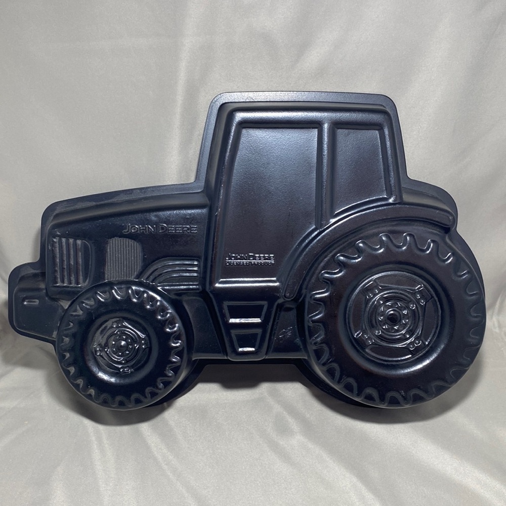 John Deere Cake Pan, 14” x 9.5